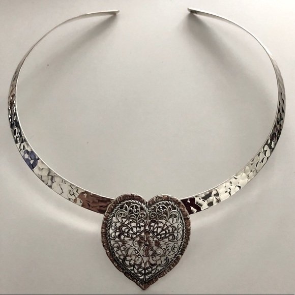 Sterling Silver Collar Necklace with Heart - Picture 1 of 4
